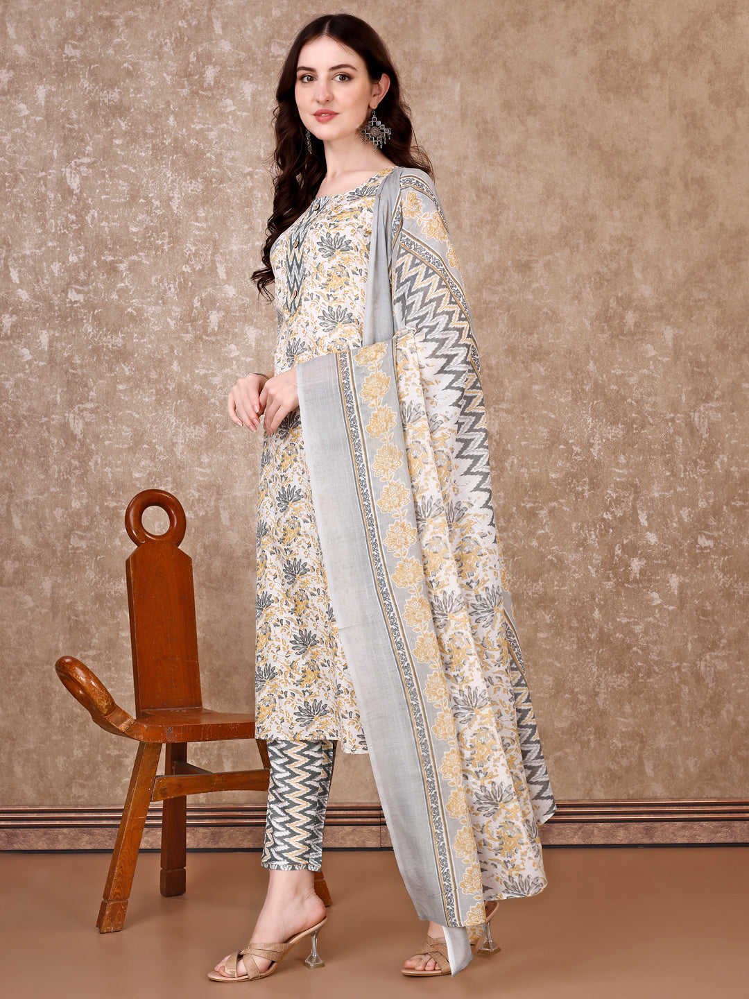Floral Printed Kurta With Printed Pant & Dupatta, Multicolor - Hiral Fashion