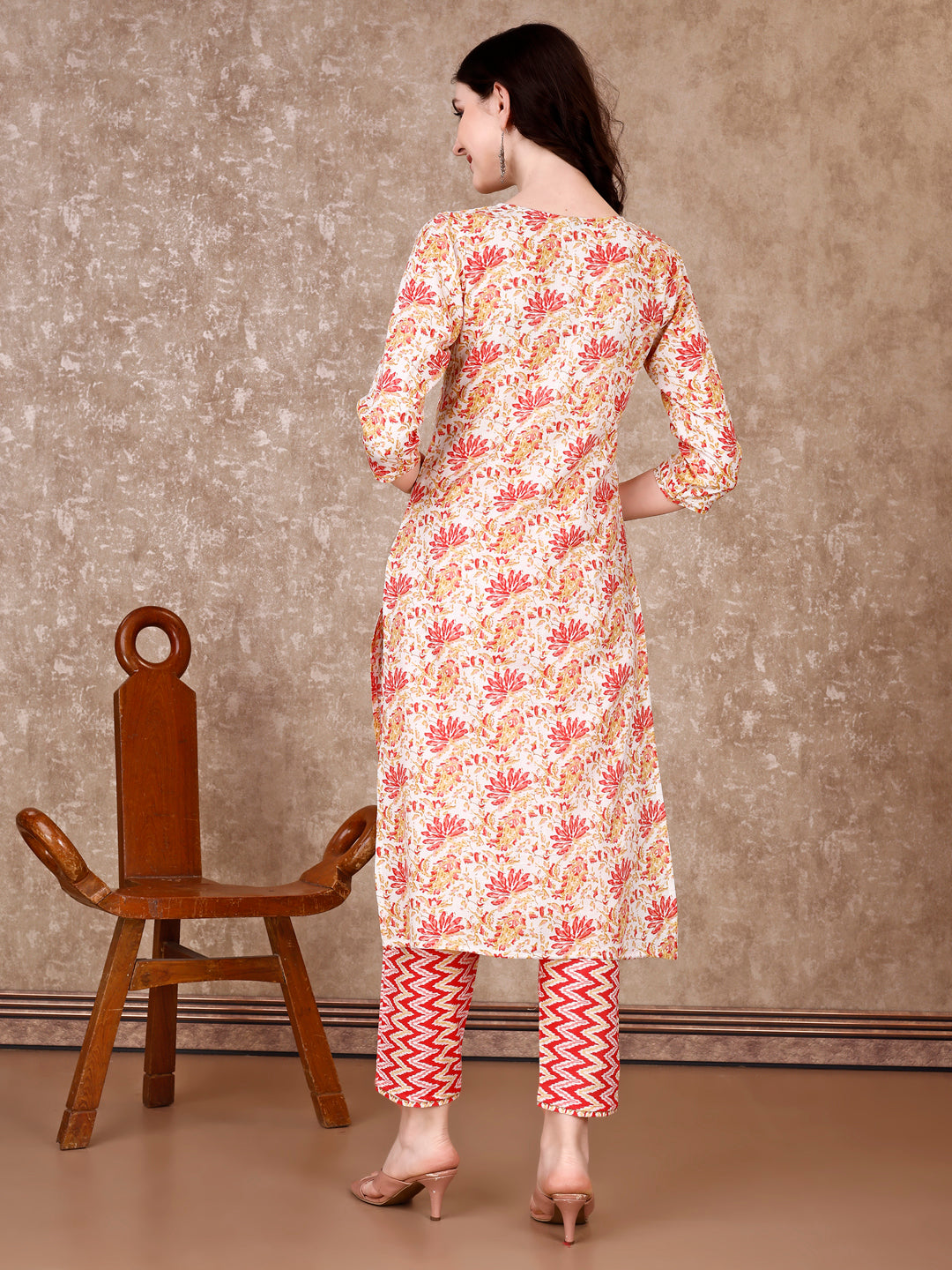 Floral Printed Kurta With Printed Pant & Dupatta, Multicolor - Hiral Fashion
