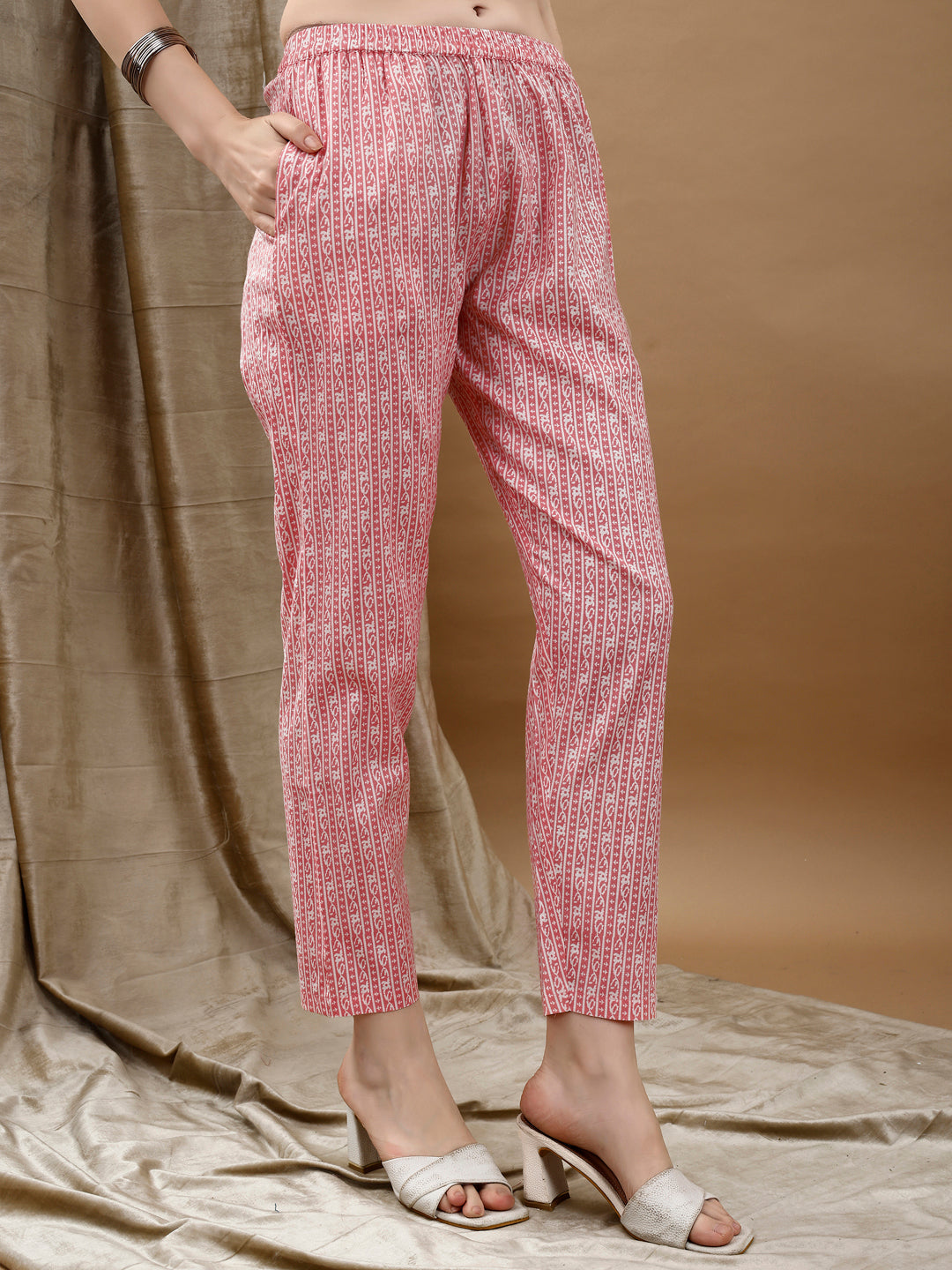 Floral Printed Kurta With Pant & Dupatta, Peach - Hiral Fashion