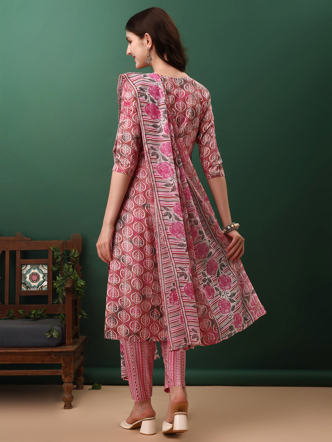 Floral Printed Kurta With Pant & Dupatta, Pink - Hiral Fashion