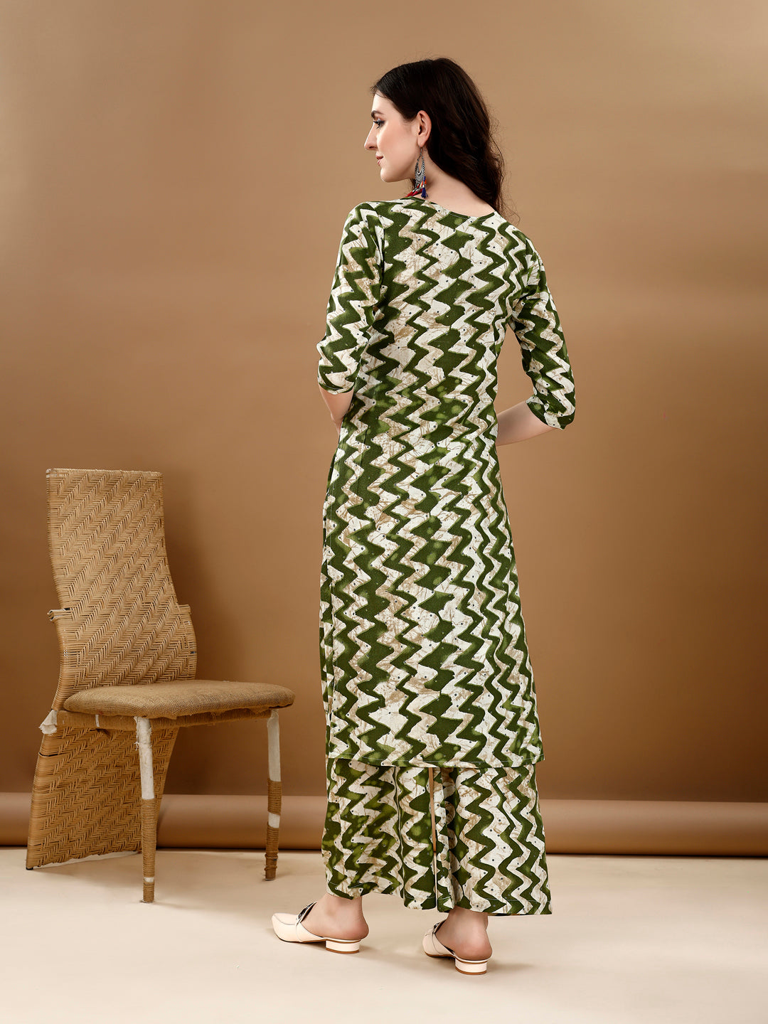 Chevron Printed Kurta With Palazzo Pant & Dupatta, Green - Hiral Fashion