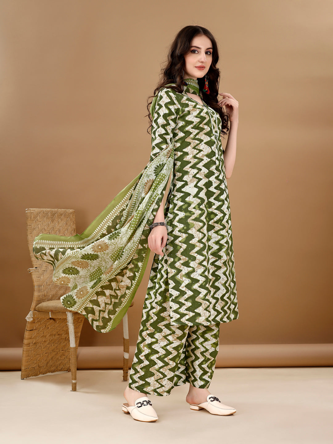 Chevron Printed Kurta With Palazzo Pant & Dupatta, Green - Hiral Fashion