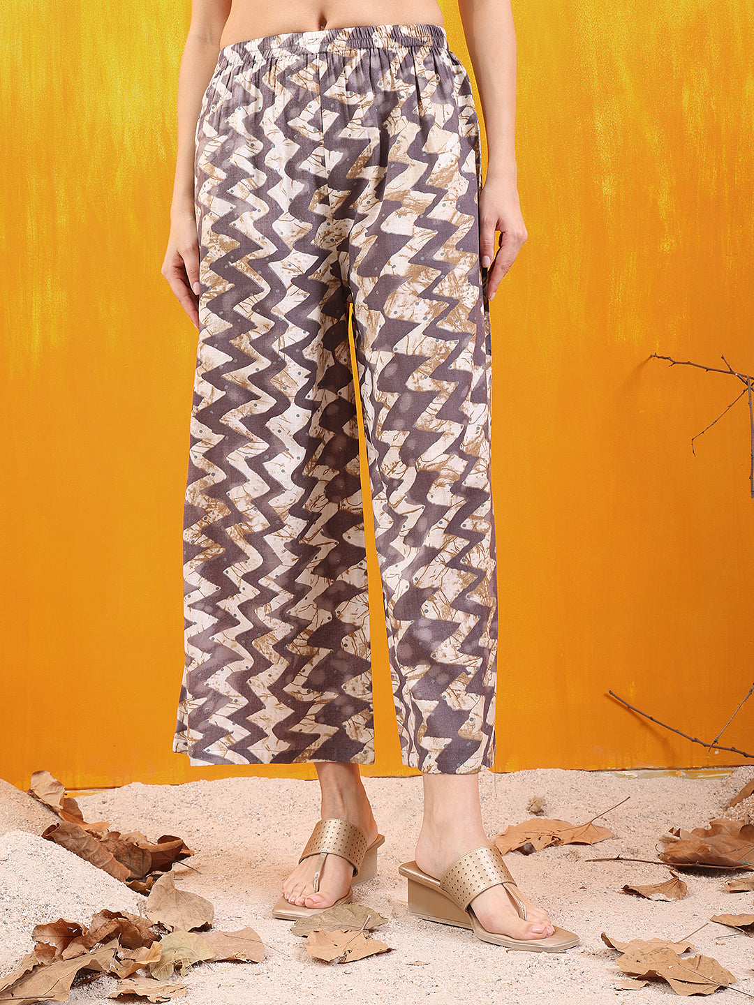 Chevron Printed Kurta With Palazzo Pant & Dupatta, Grey - Hiral Fashion
