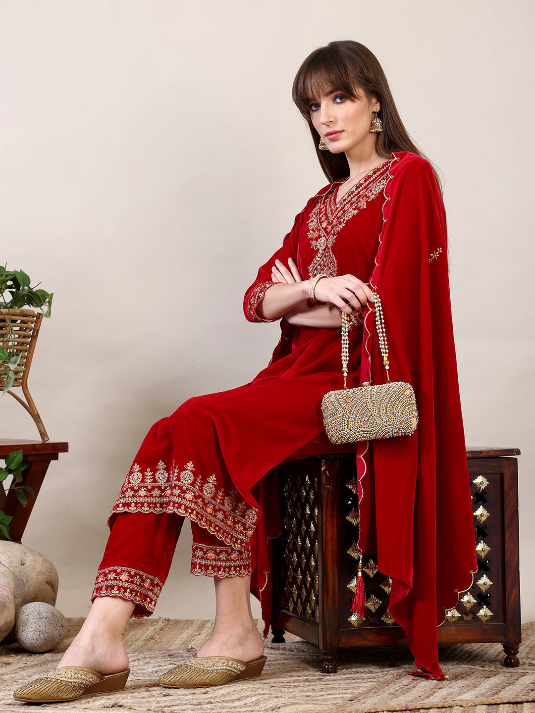 Embroidered Velvet Kurta With Pant & Dupatta, Pink - Hiral Fashion