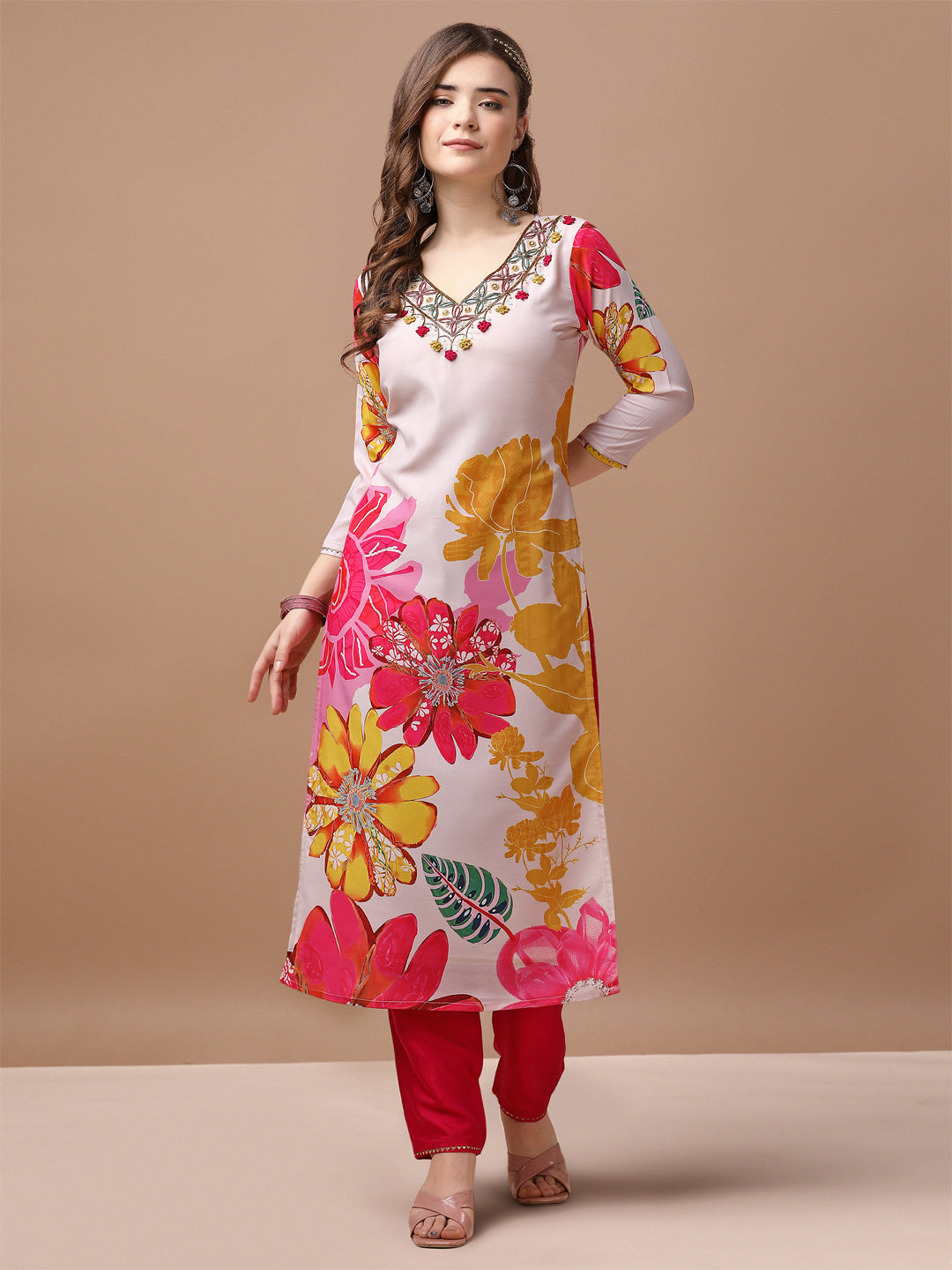 Hand Embroidered Floral Printed Muslin Kurta Pant & Dupatta, Multicolor - Hiral Fashion