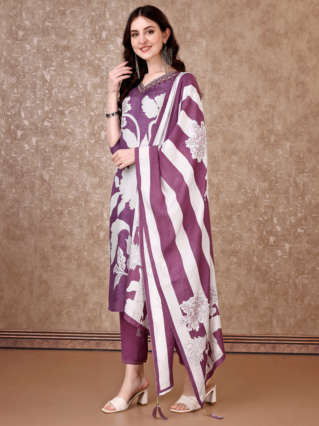 Hand Embroidered & Floral Printed Pure Silk Kurta With Pant & Dupatta, Lavender - Hiral Fashion