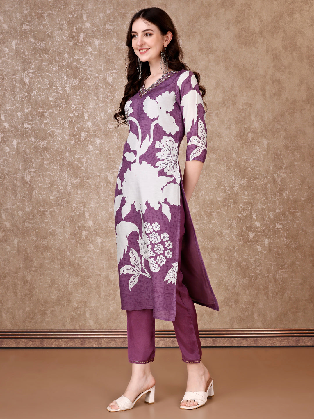 Hand Embroidered & Floral Printed Pure Silk Kurta With Pant & Dupatta, Lavender - Hiral Fashion