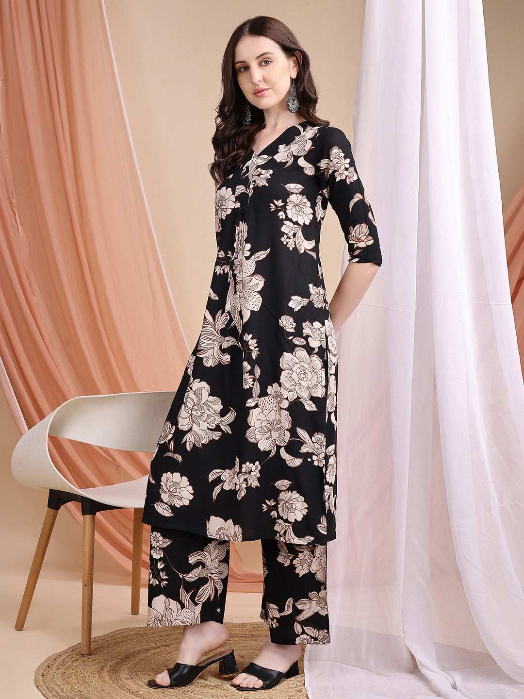 Floral Printed Kurta Set, Black - Hiral Fashion