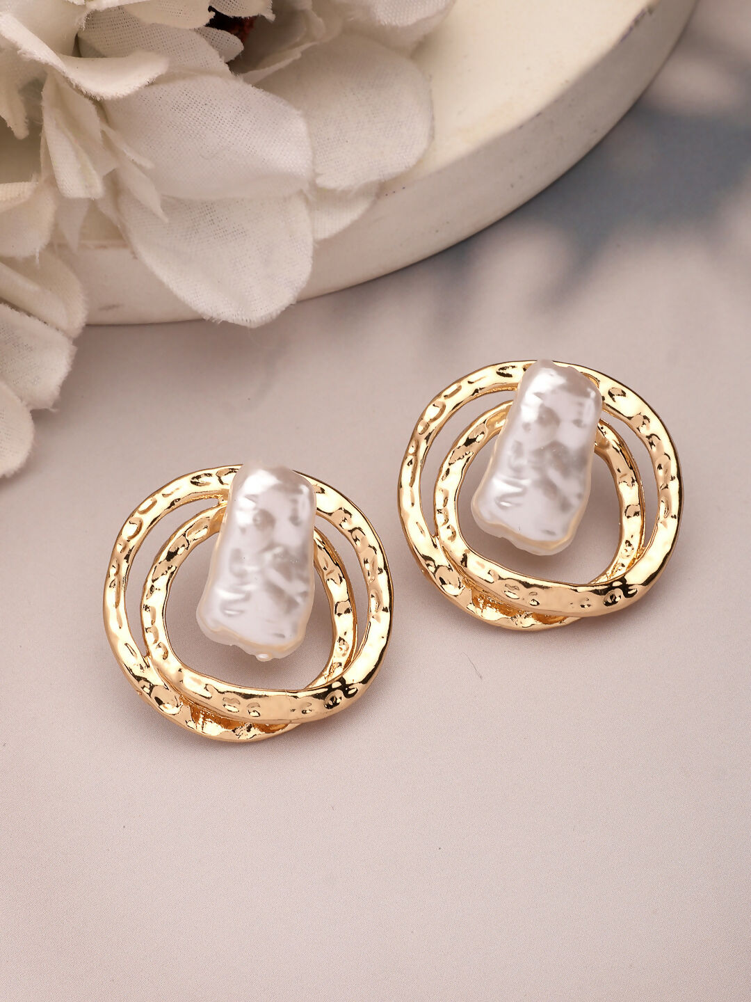 NVR Women's White & Gold-Polished Circular Shape Studs Earring 