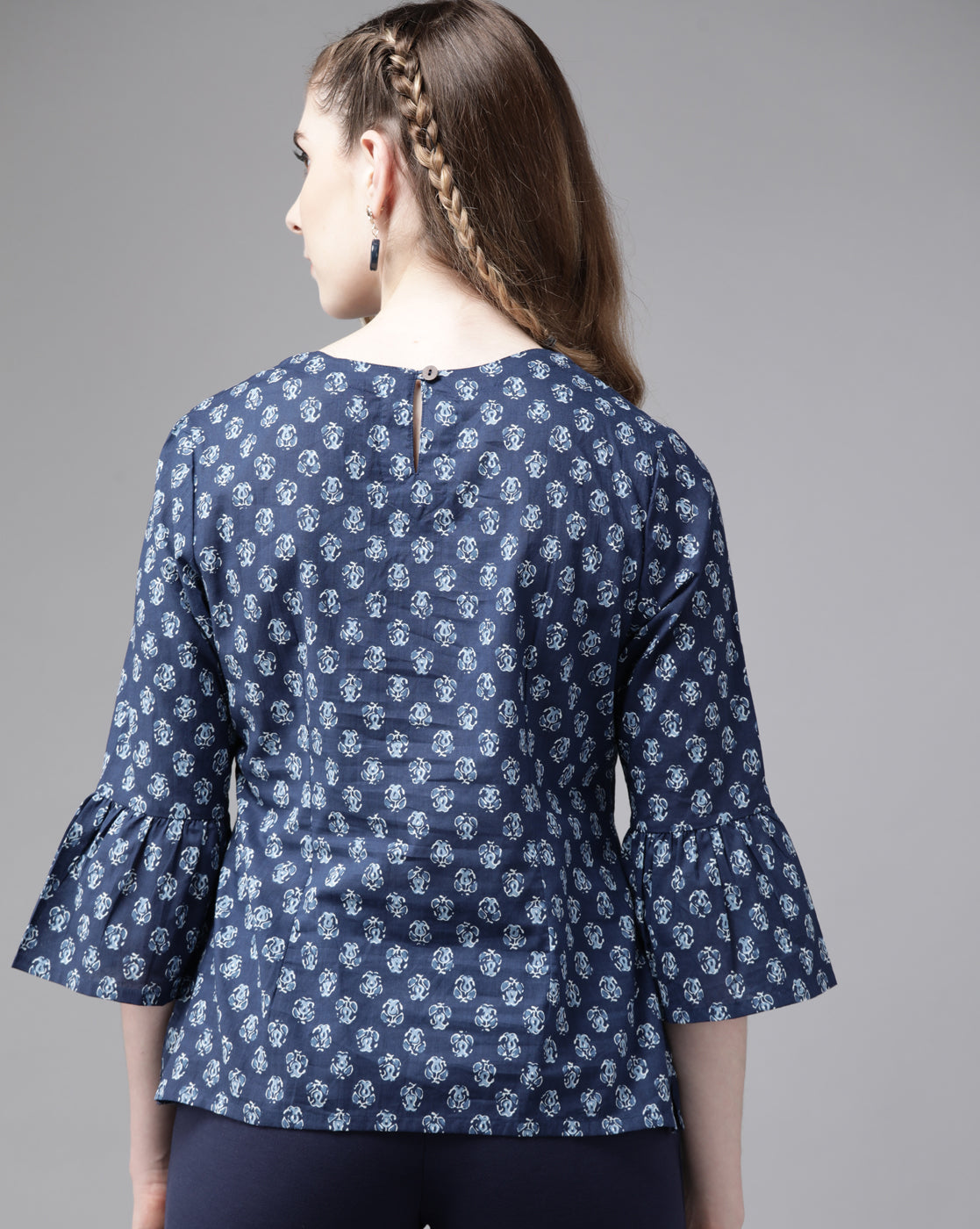 Indo Era Blue Floral Printed Straight Kurti