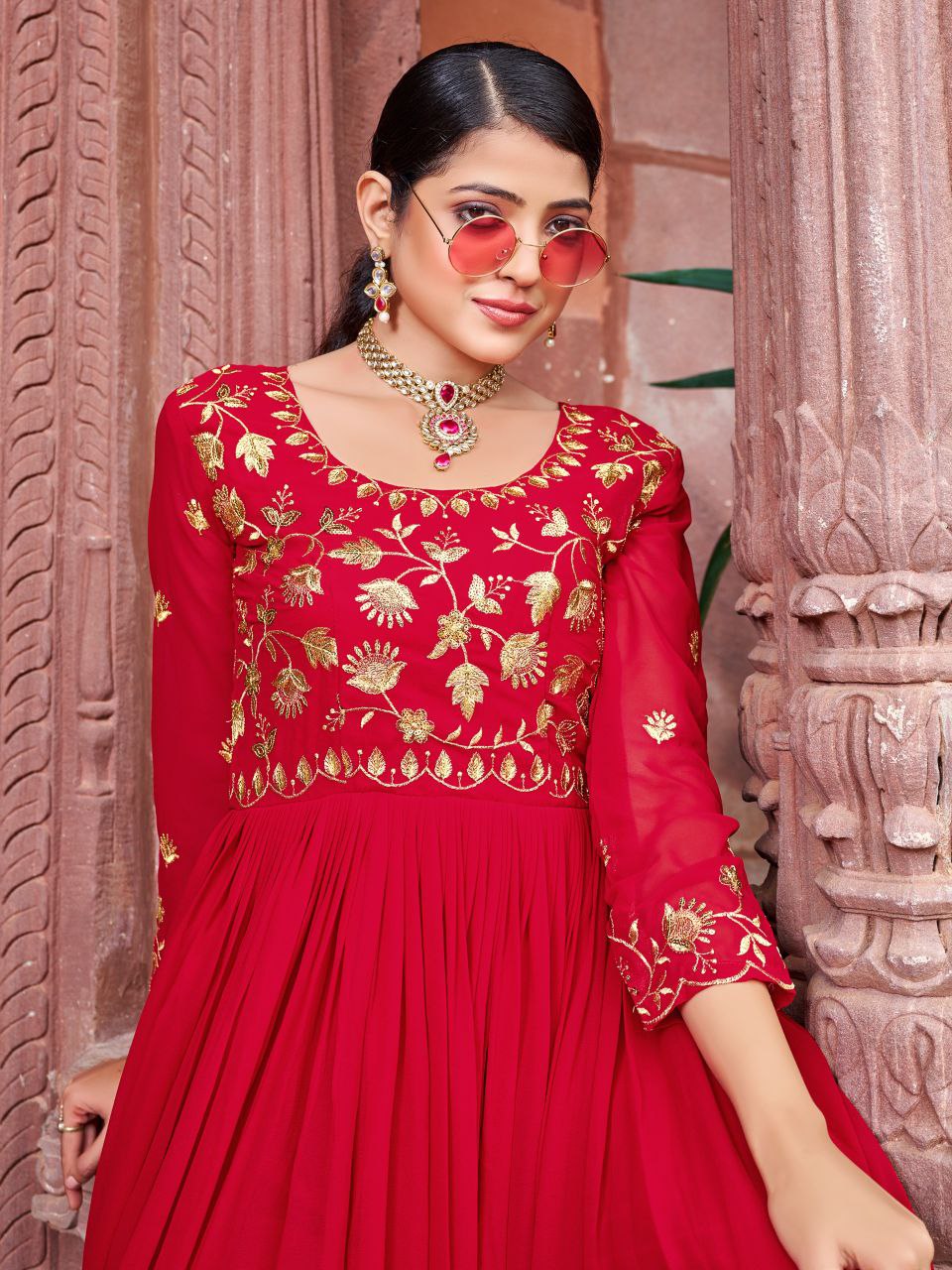 Prazu Fashion Maroon Georgette Embroidered Zari Work Designer Gown