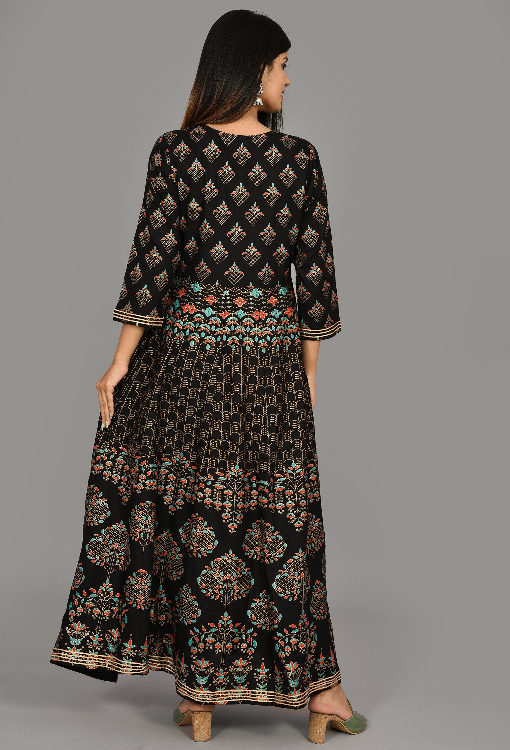 Kaajh Women's Black Gold Print Anarkali kurta