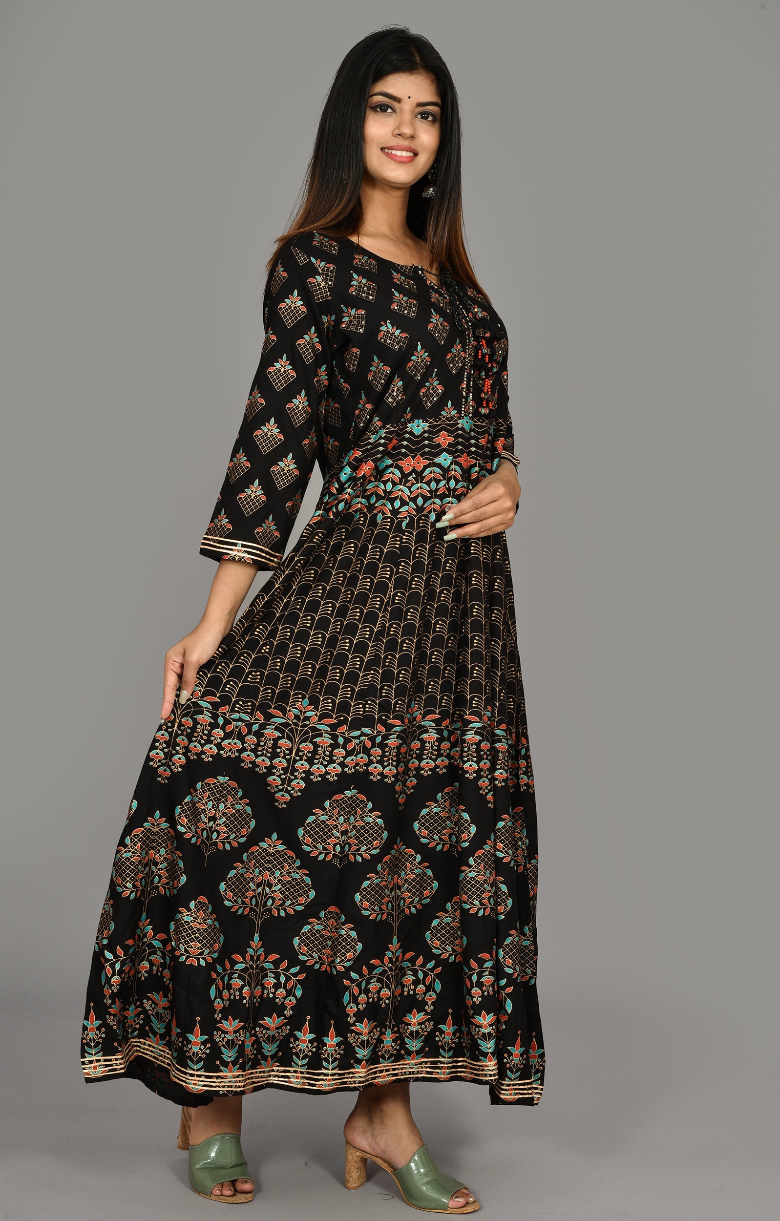 Kaajh Women's Black Gold Print Anarkali kurta