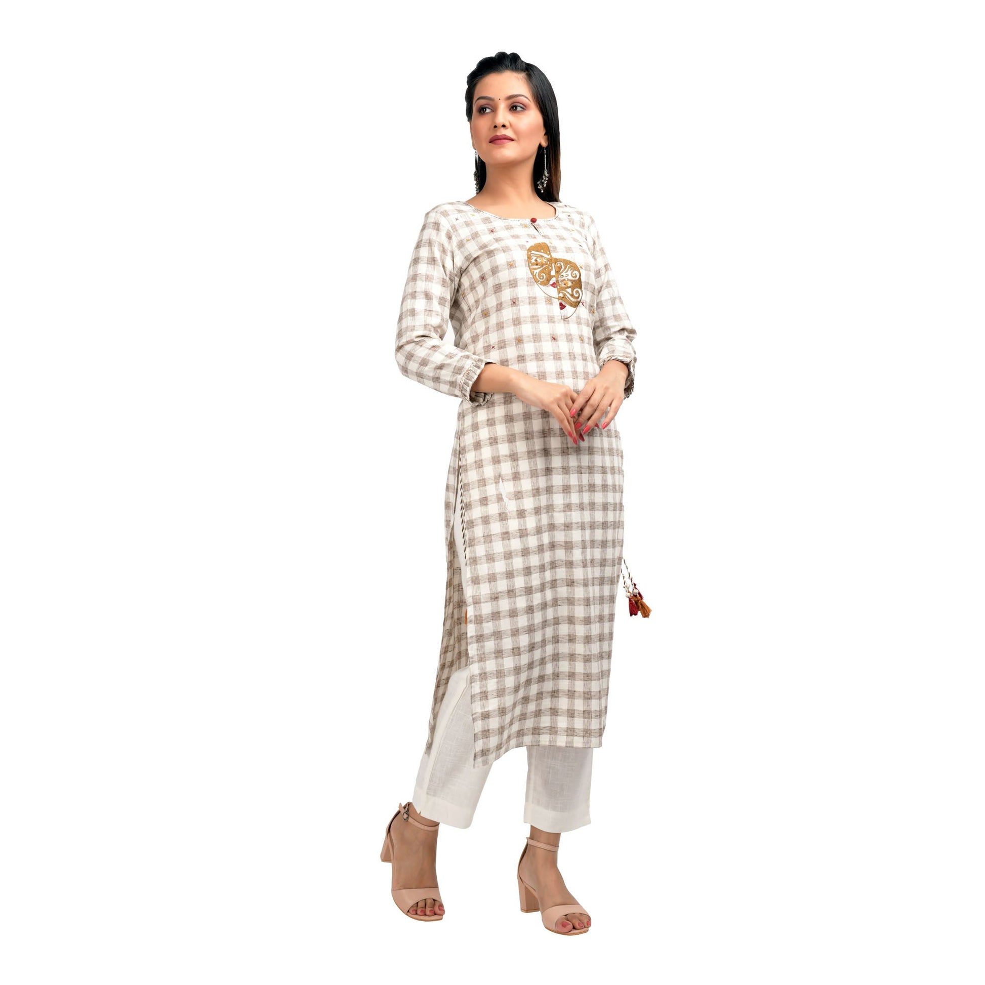 Kaajh Women's Off White Thread Embroidery Kurta