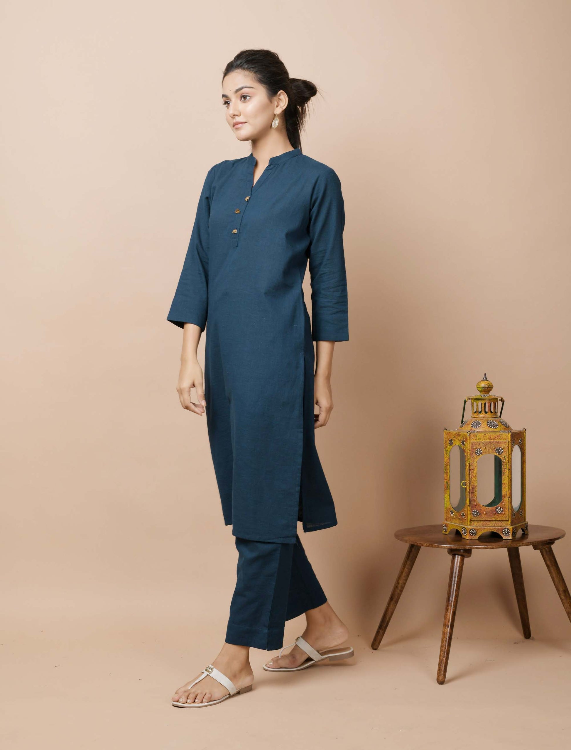 Kaajh Women's Navy Blue Solid Cotton Kurta Pant Set