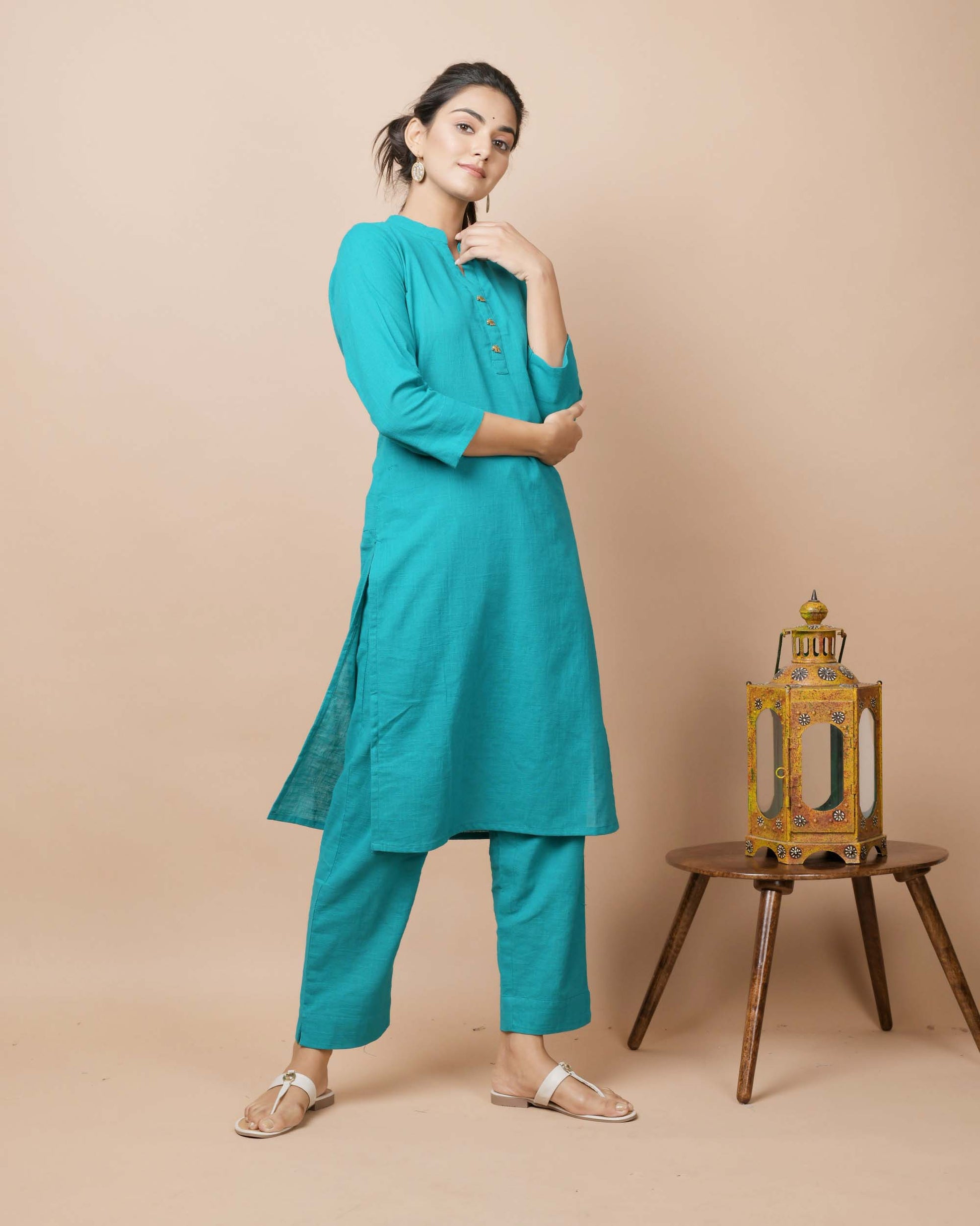 Kaajh Women's Teal Green Solid Cotton Kurta Pant Set