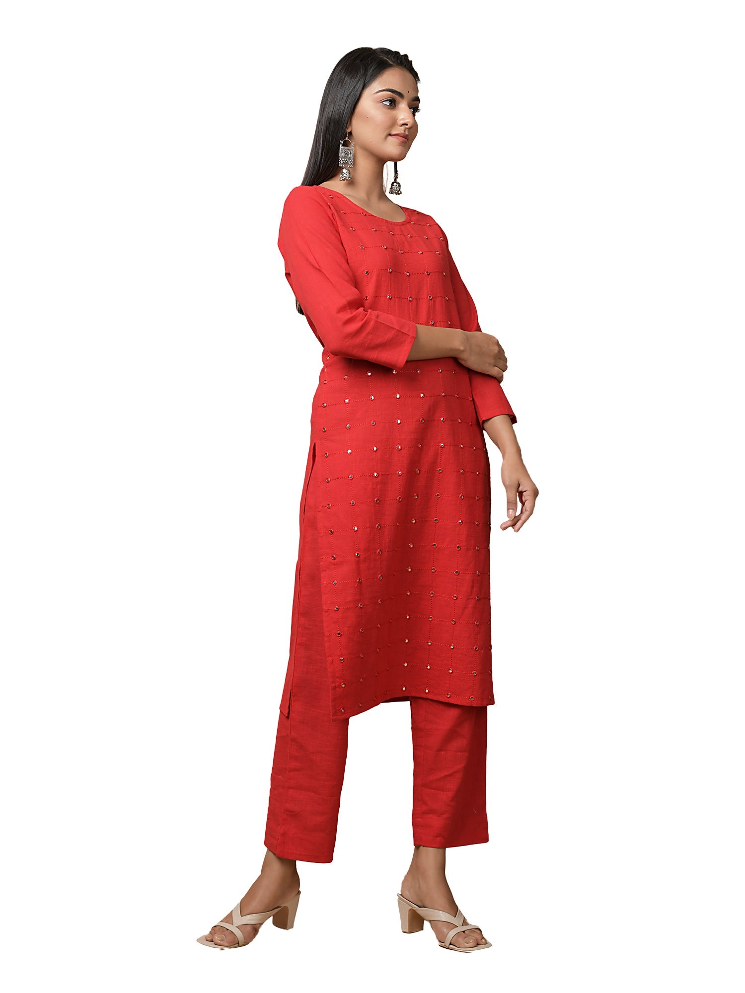 Kaajh Women's Red Solid Mirror Embellishment Kurta