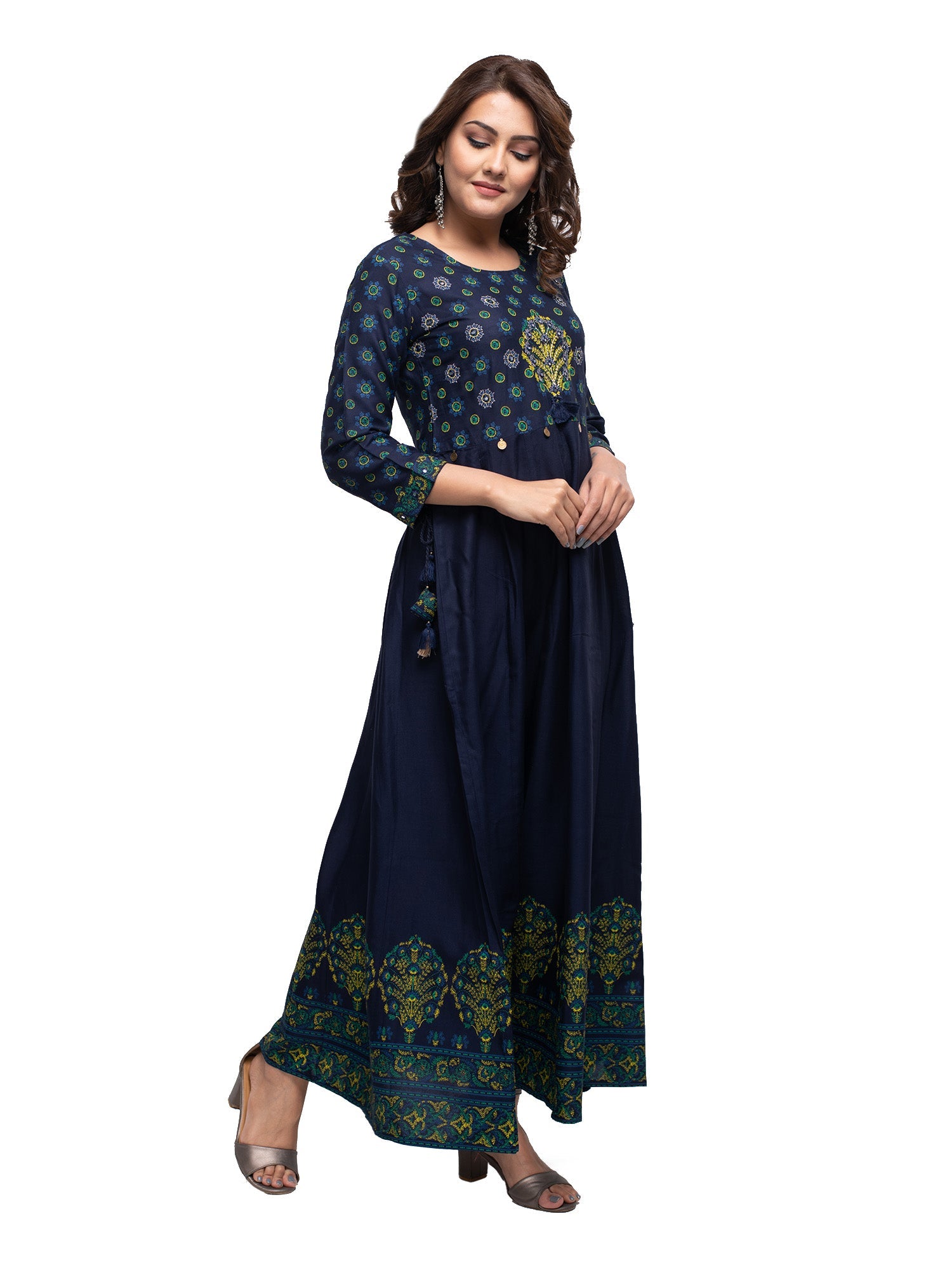 Kaajh Women's Blue Mirror Embellishment Ethnic Kurta