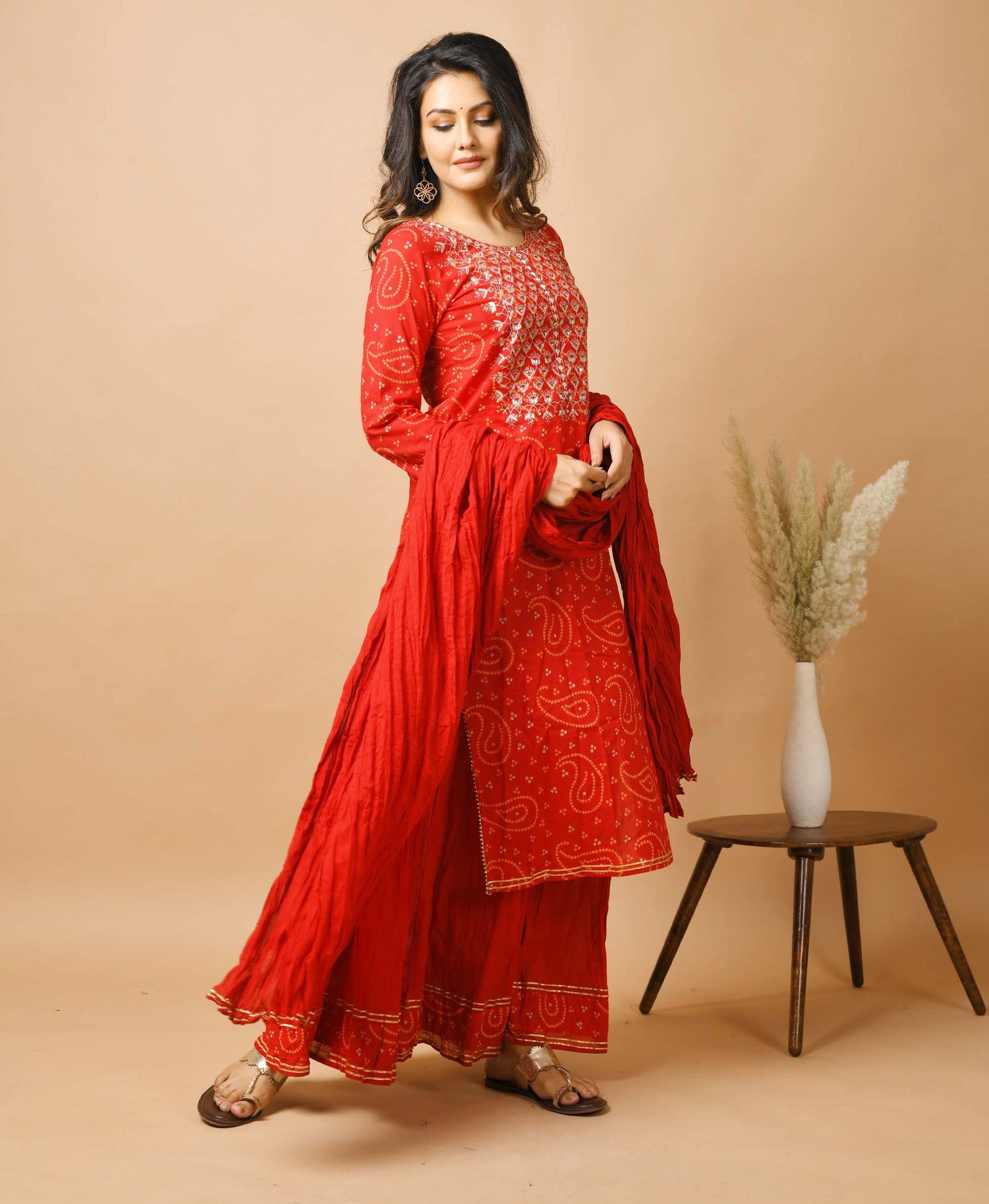Kaajh Women's Red Bandhej Print Suit Set