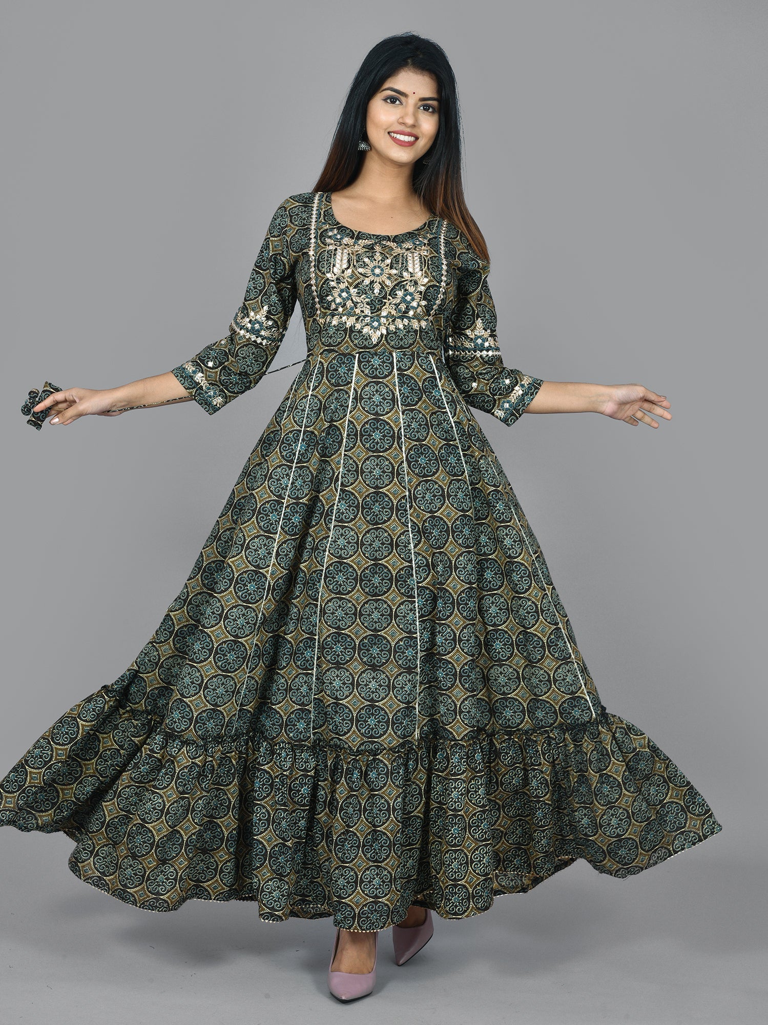Kaajh Green Mirror Embroidery Anarkali Kurta For Women