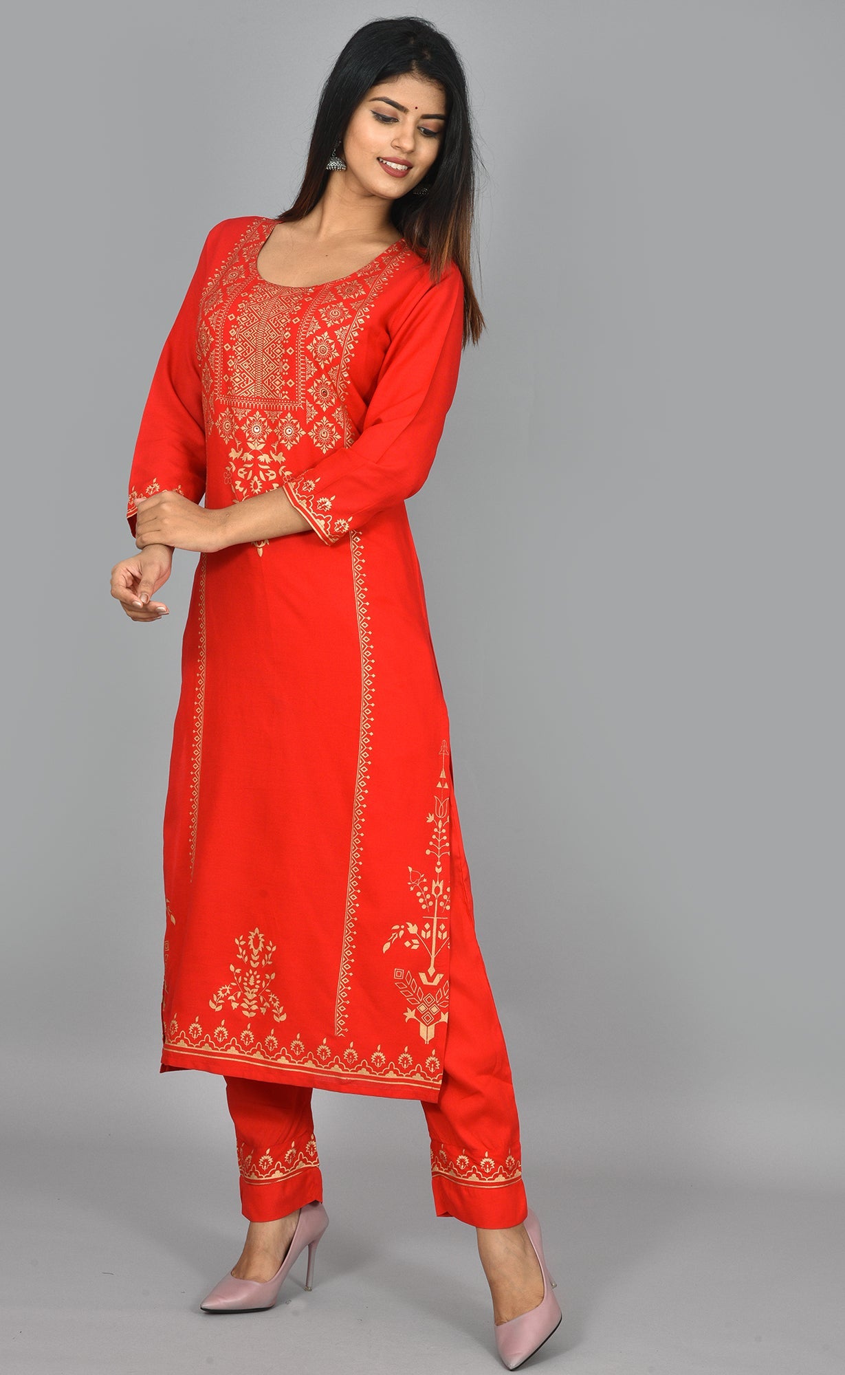 Kaajh Women's Red Gold Printed Kurta Pant Set