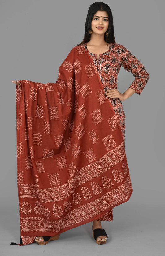 Kaajh Women's Red Paisley Print Cotton Suit Set