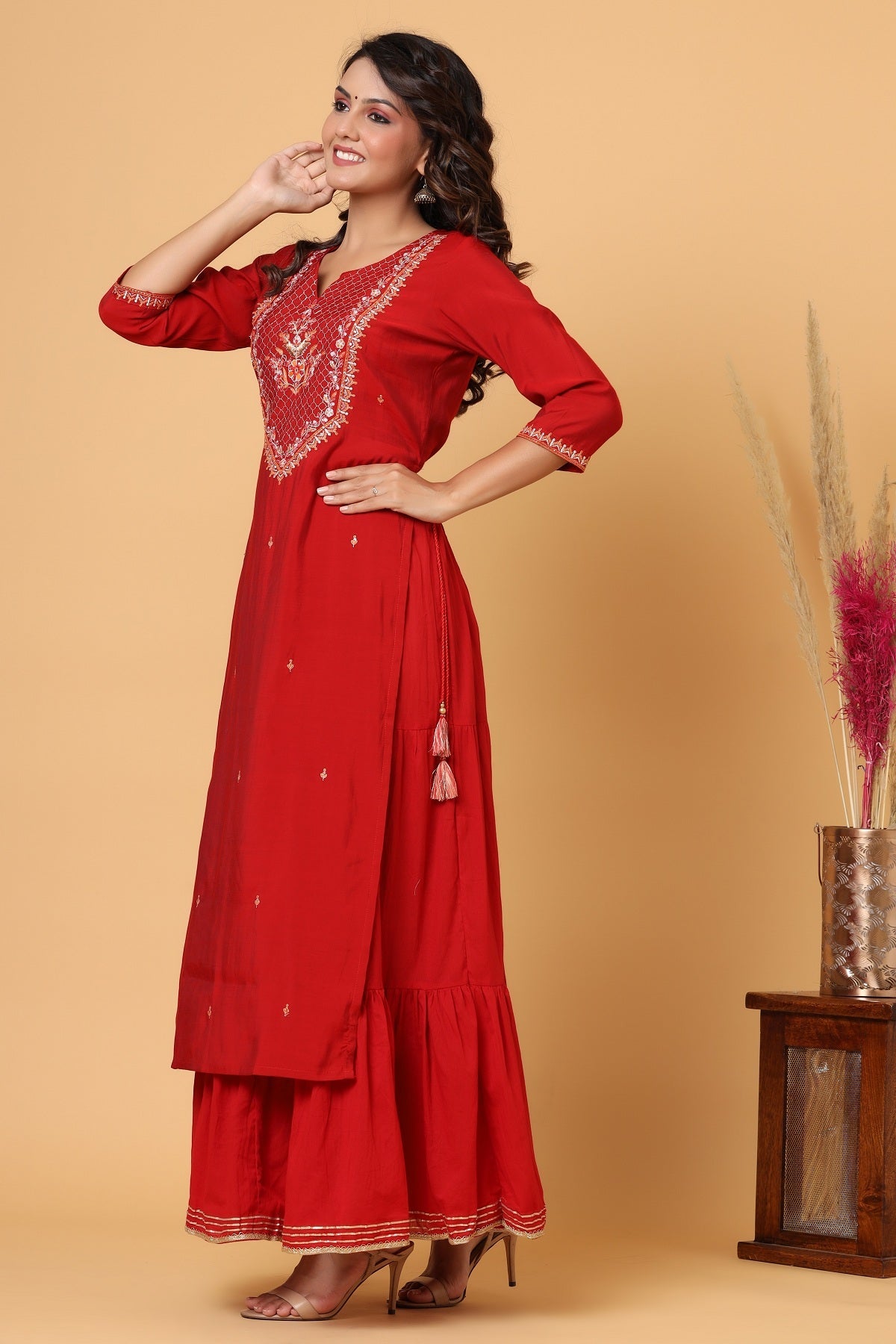 Kaajh Women's Red Embroidery Chanderi Ethnic Kurta