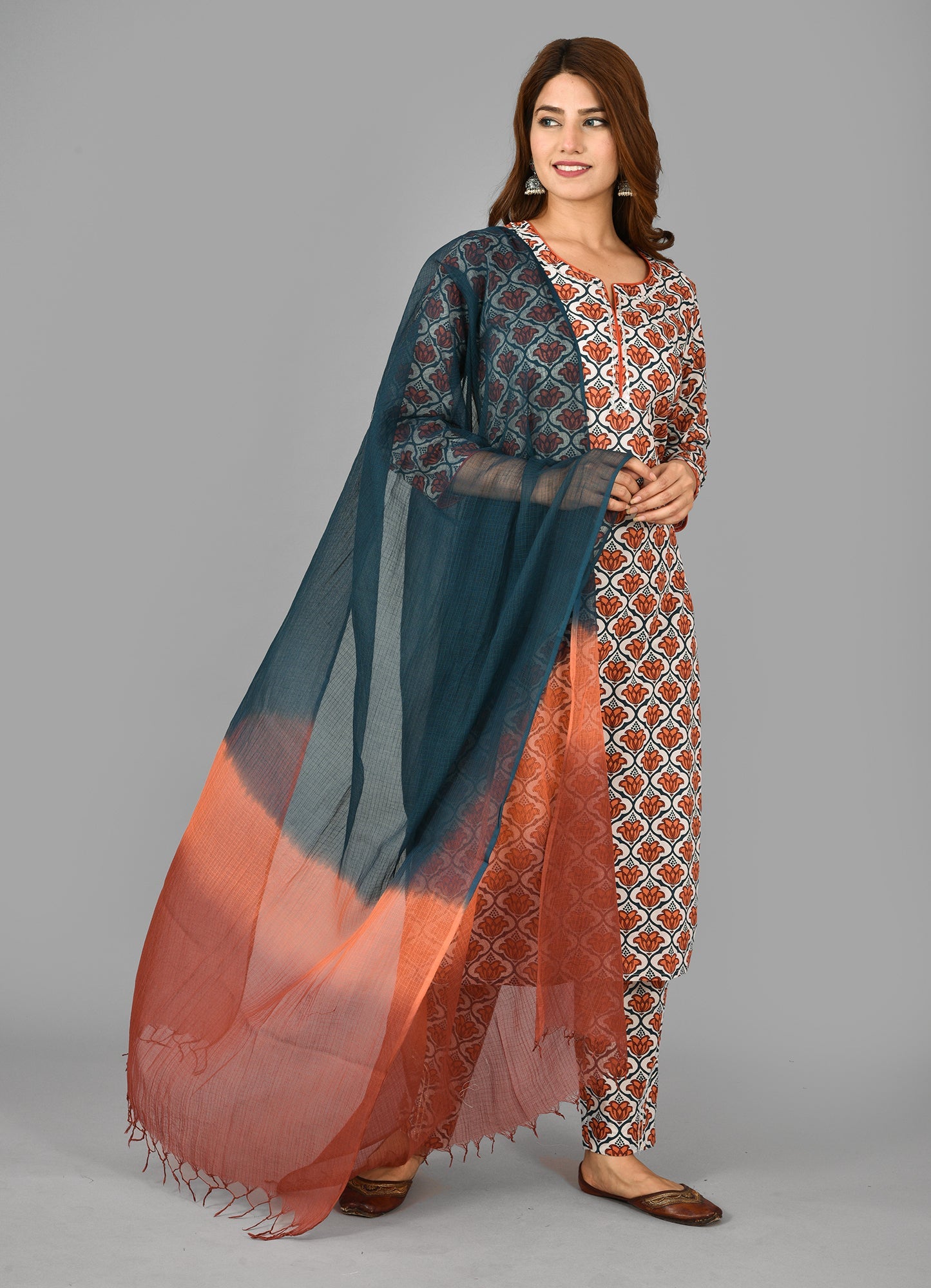 Kaajh Women's Red Floral Printet Cotton Suit Set