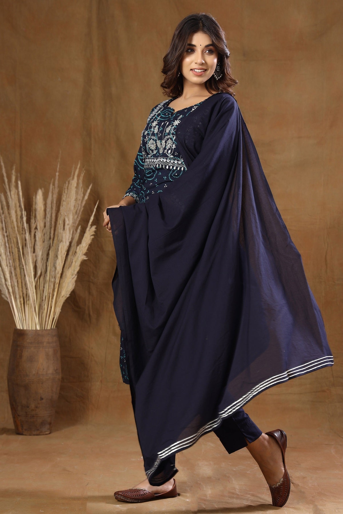 Kaajh Women's Blue Bandhej Embroidery Suit Set