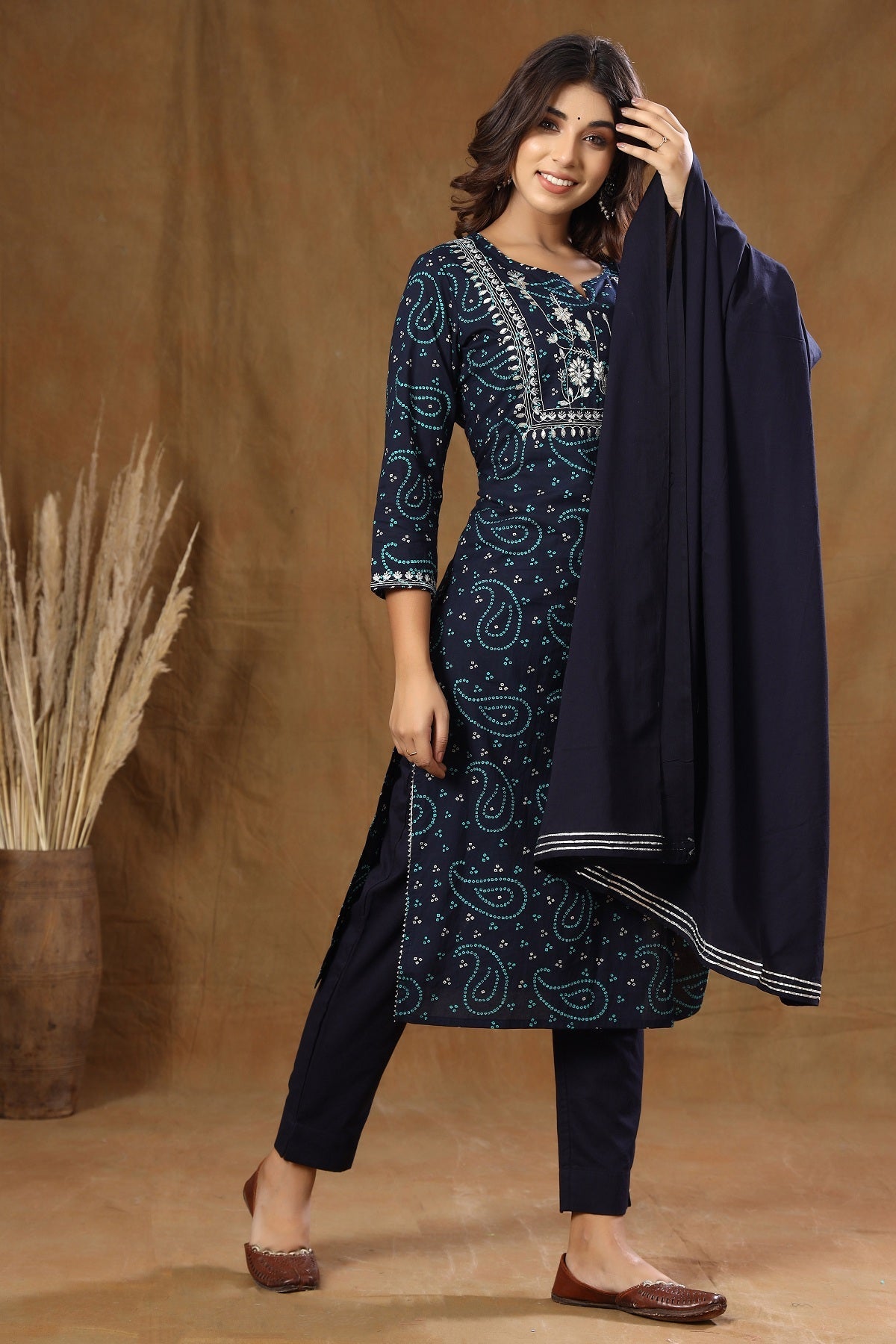 Kaajh Women's Blue Bandhej Embroidery Suit Set