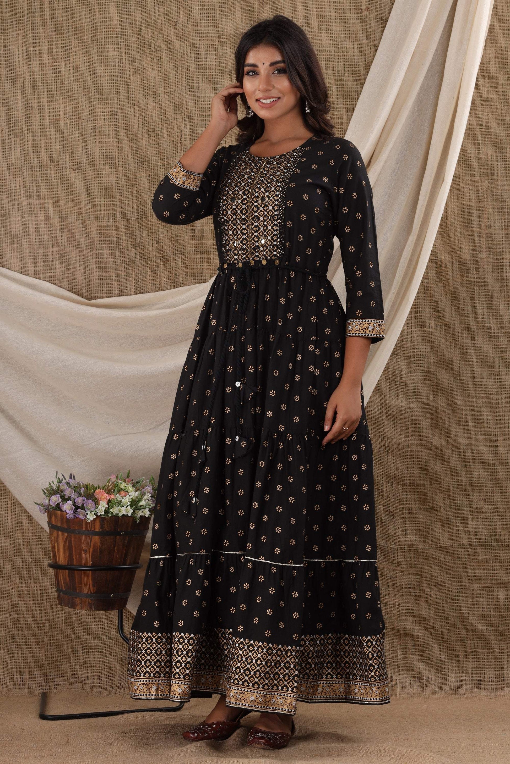 Kaajh Women's Black Mirror Embroidery Ethnic Kurta