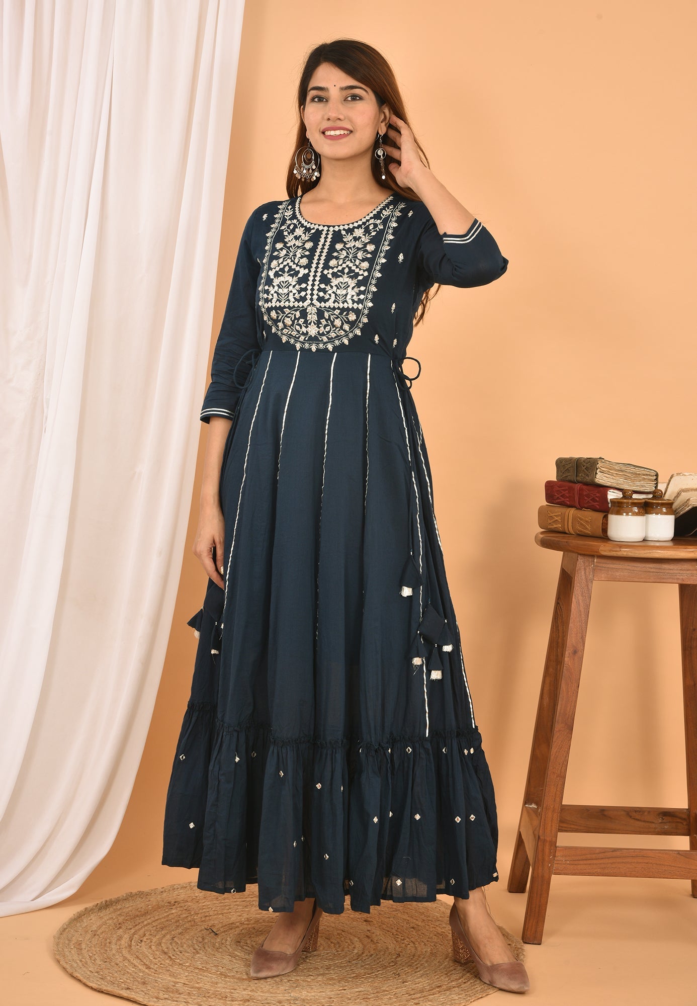 Kaajh Women's Blue Mirror Embroidery Anarkali Kurta