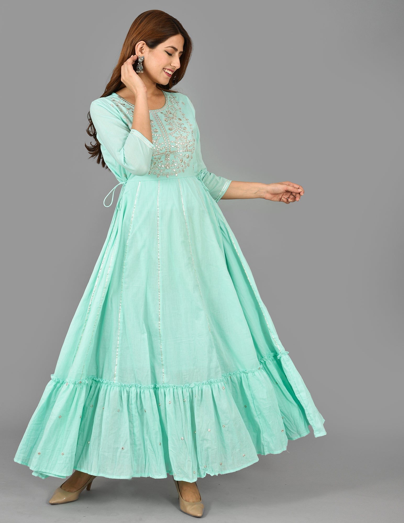 Kaajh Women's Green Mirror Embroidery Anarkali Kurta
