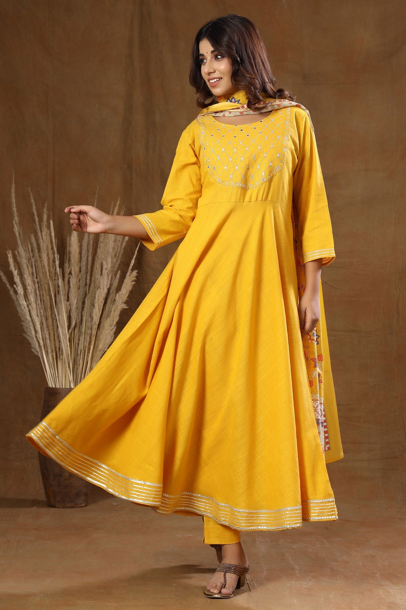 Kaajh Women's Yellow Mirror Embroidery Anarkali Suit Set