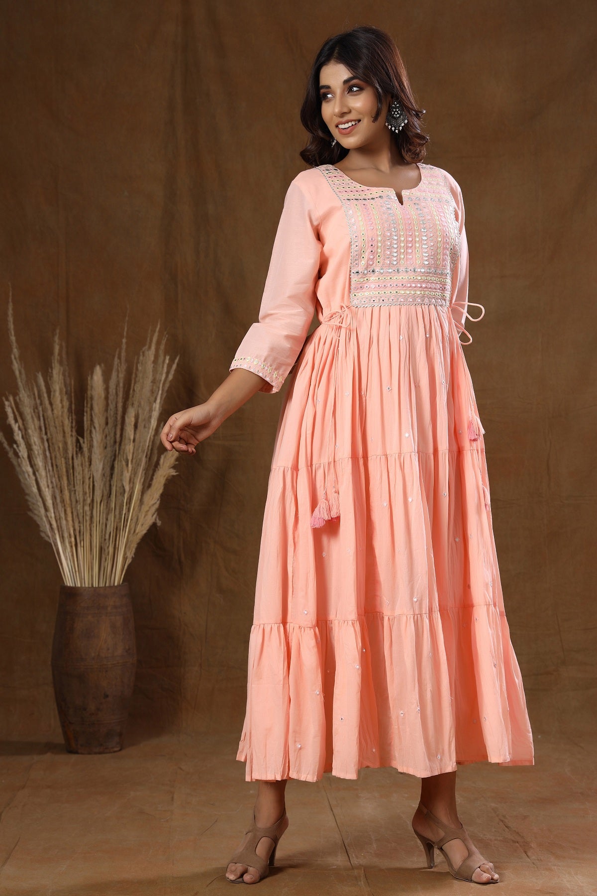 Kaajh Women's Peach Mirror Embellishment Anarkali Kurta