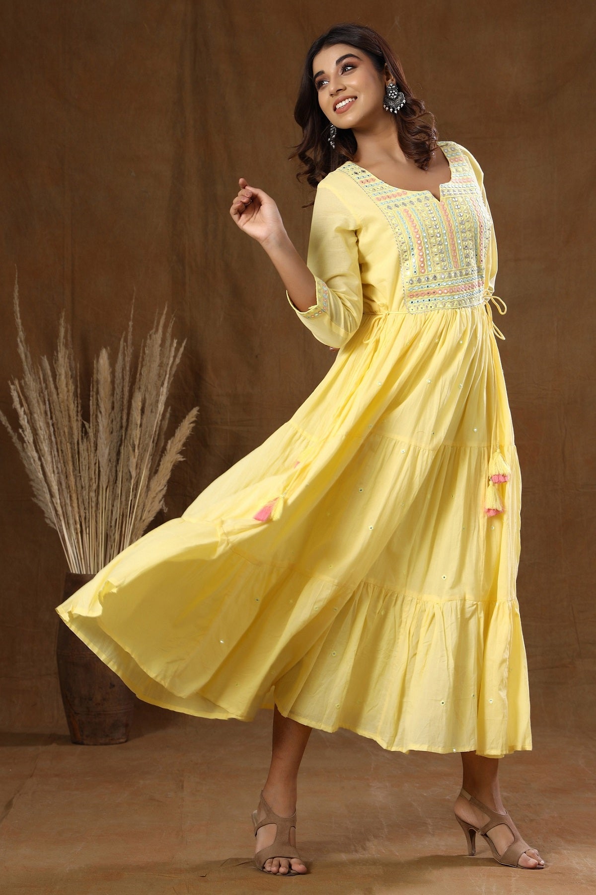 Kaajh Women's Yellow Mirror Embellishment Anarkali Kurta