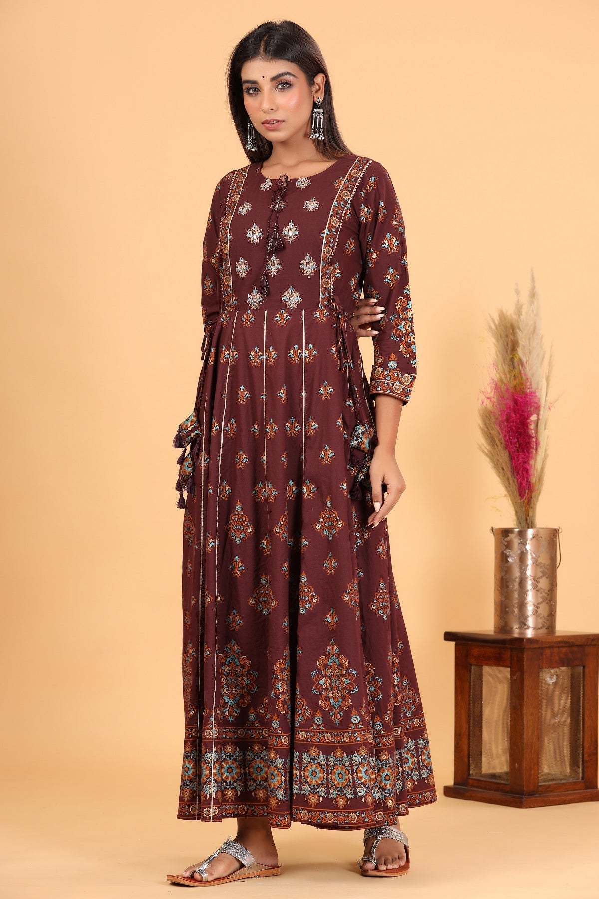 Kaajh Women's Maroon Printed Embellishment Anarkali Kurta