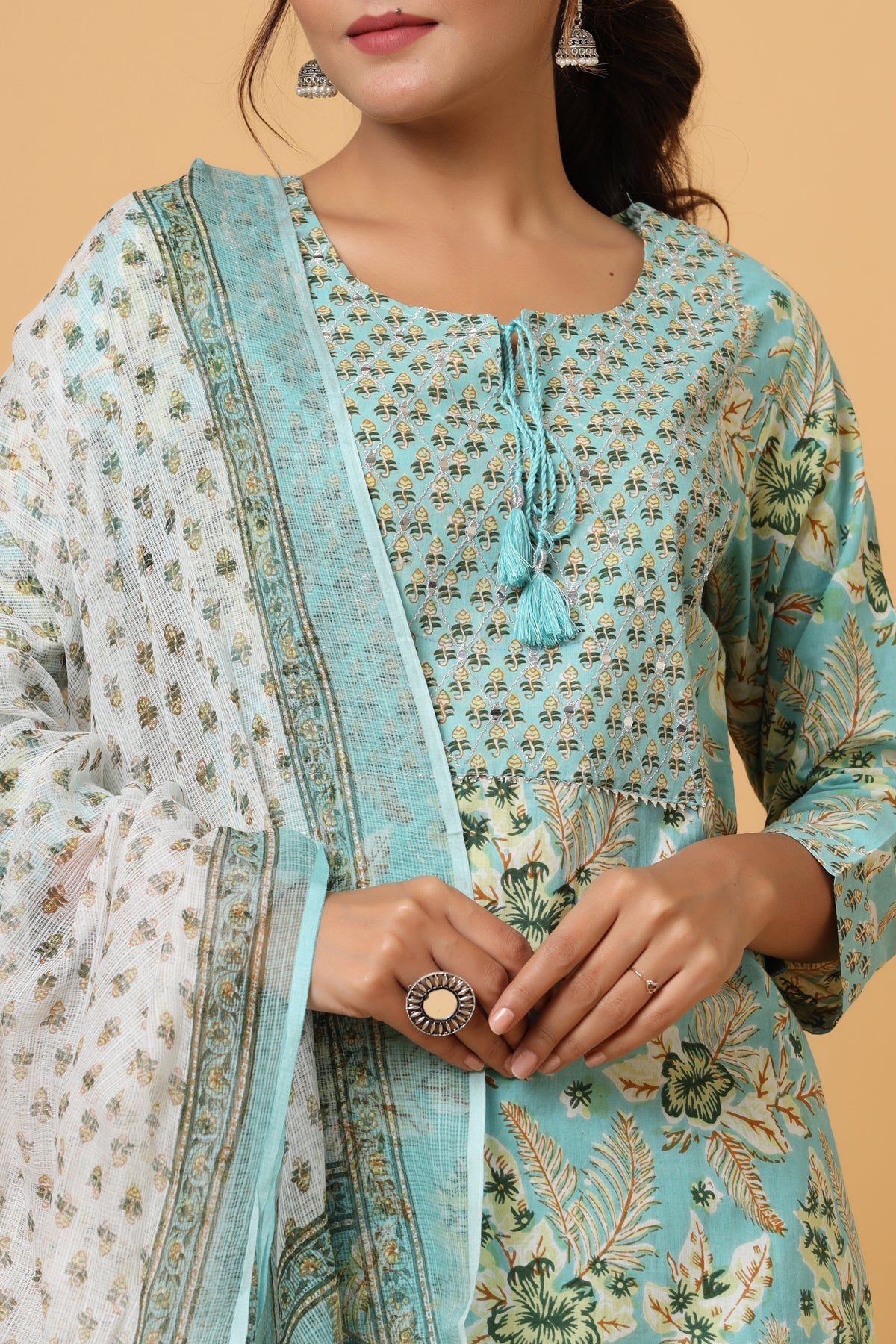 Kaajh Women's Green Mirror Embroidered Suit Set