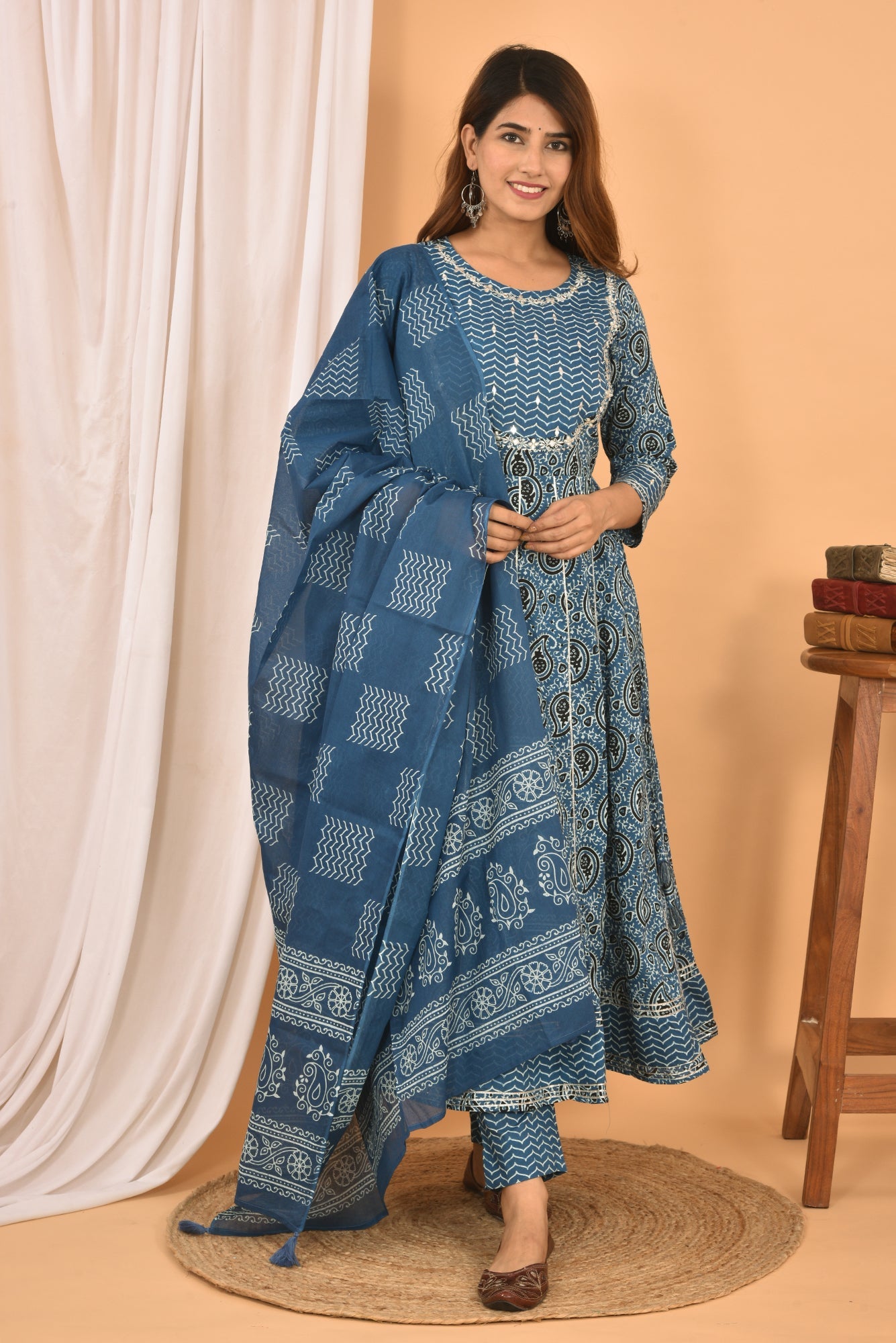 Kaajh Women's Blue Embellished Anarkali Suit Set