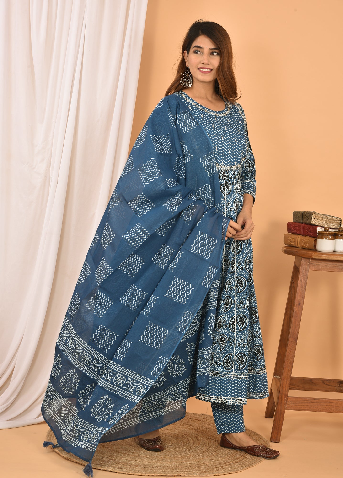 Kaajh Women's Blue Embellished Anarkali Suit Set
