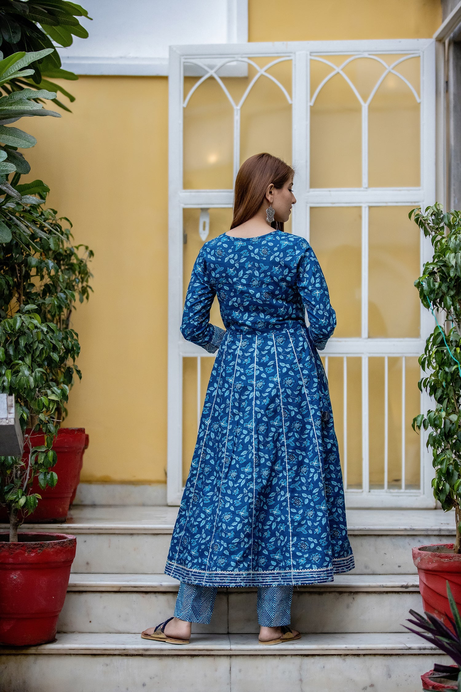 Kaajh Women's Blue Mirror Embellished Anarkali Suit Set