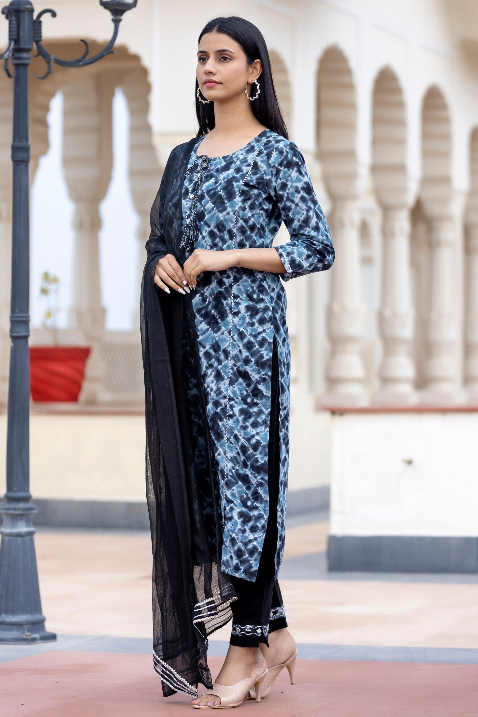Kaajh Women's Black Tie Dye Print Cotton Suit Set