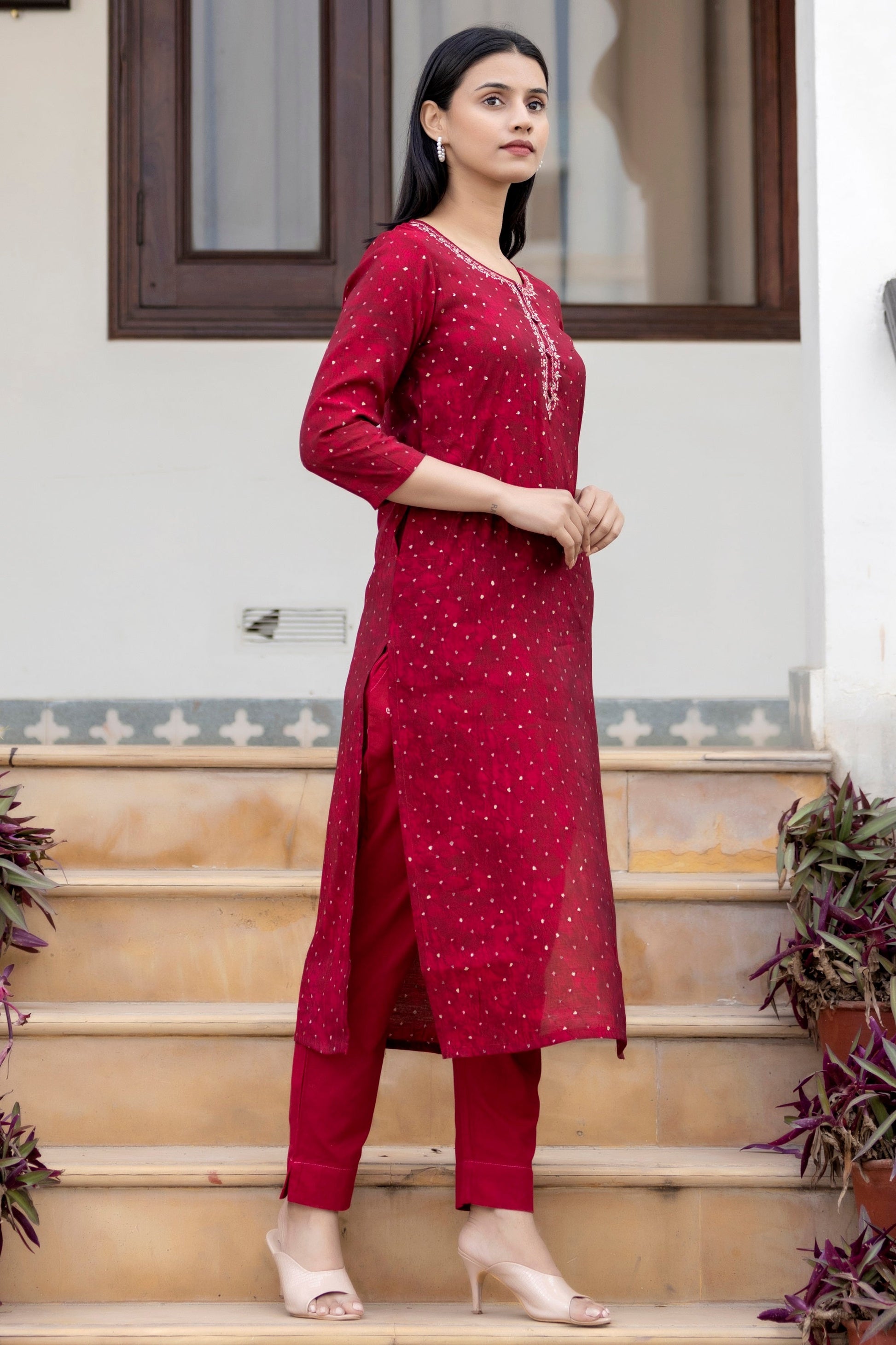 Kaajh Women's Maroon Gold Printed Modal Silk Kurta Pant Set
