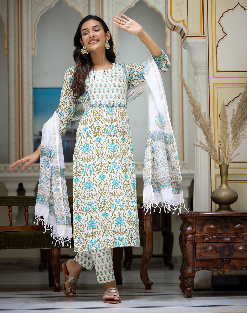 Kaajh Women's White-Green Cotton Handblock Kurta Pant Set With Dupatta