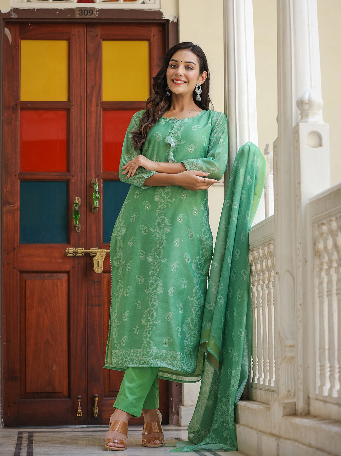 Kaajh Women's Green Printed Chanderi Kurta Set With Pant And Dupatta