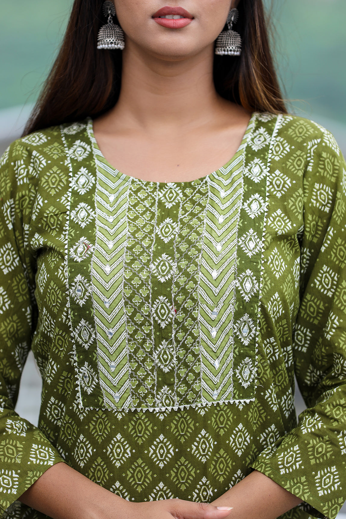 Kaajh Women's Green Printed Kurta Pant Set