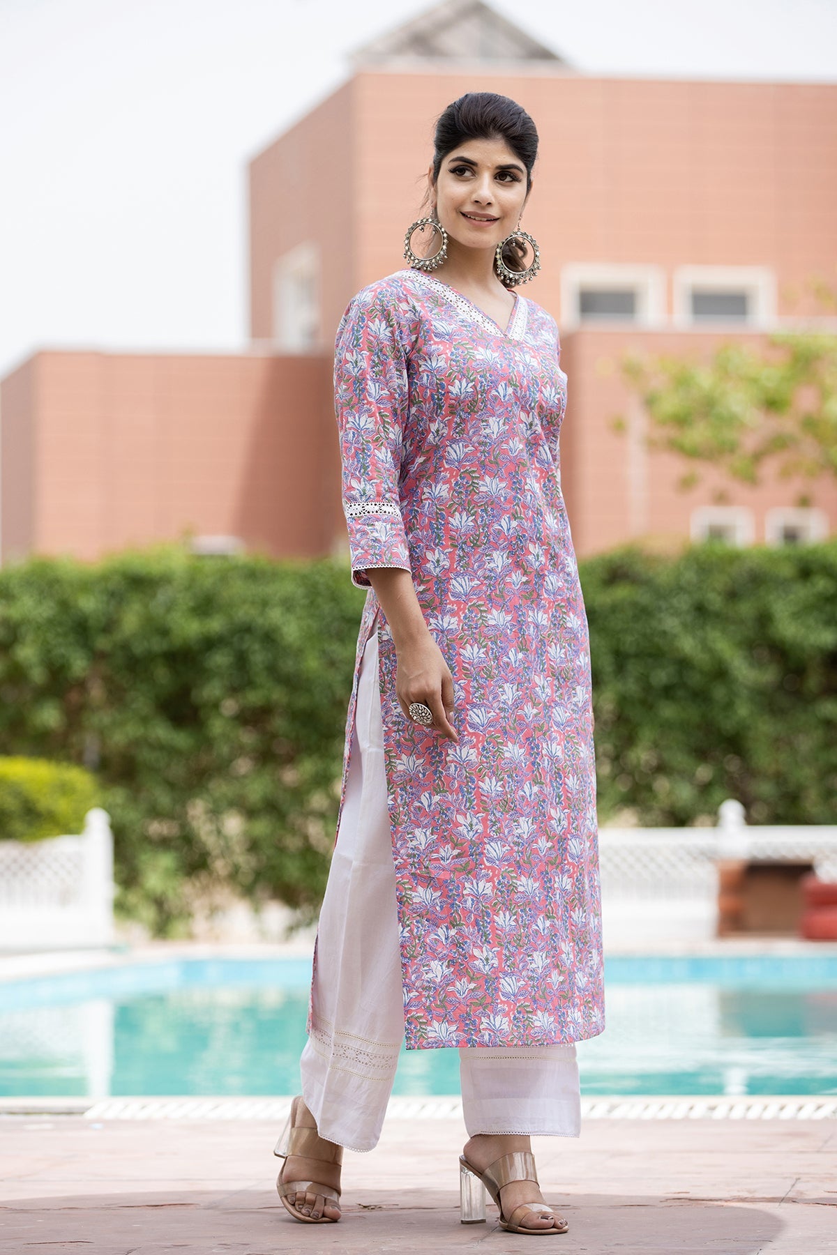 Kaajh Women's Pink Floral Printed Cotton Kurta