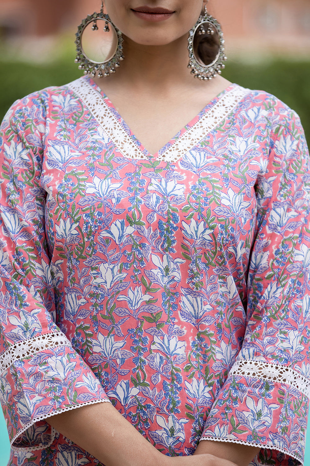 Kaajh Women's Pink Floral Printed Cotton Kurta