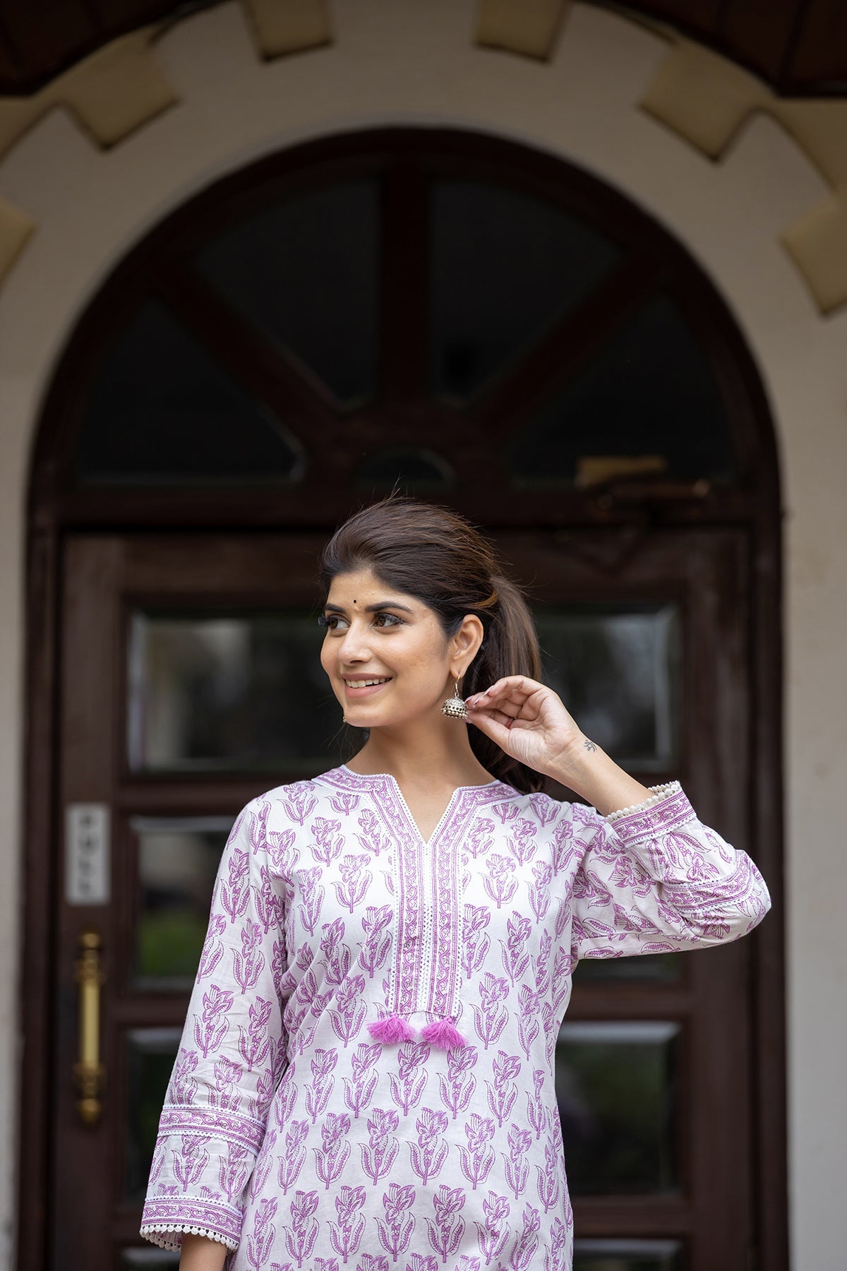Kaajh Women's White Purple Ethnic Printed Cotton Kurta Pant Set