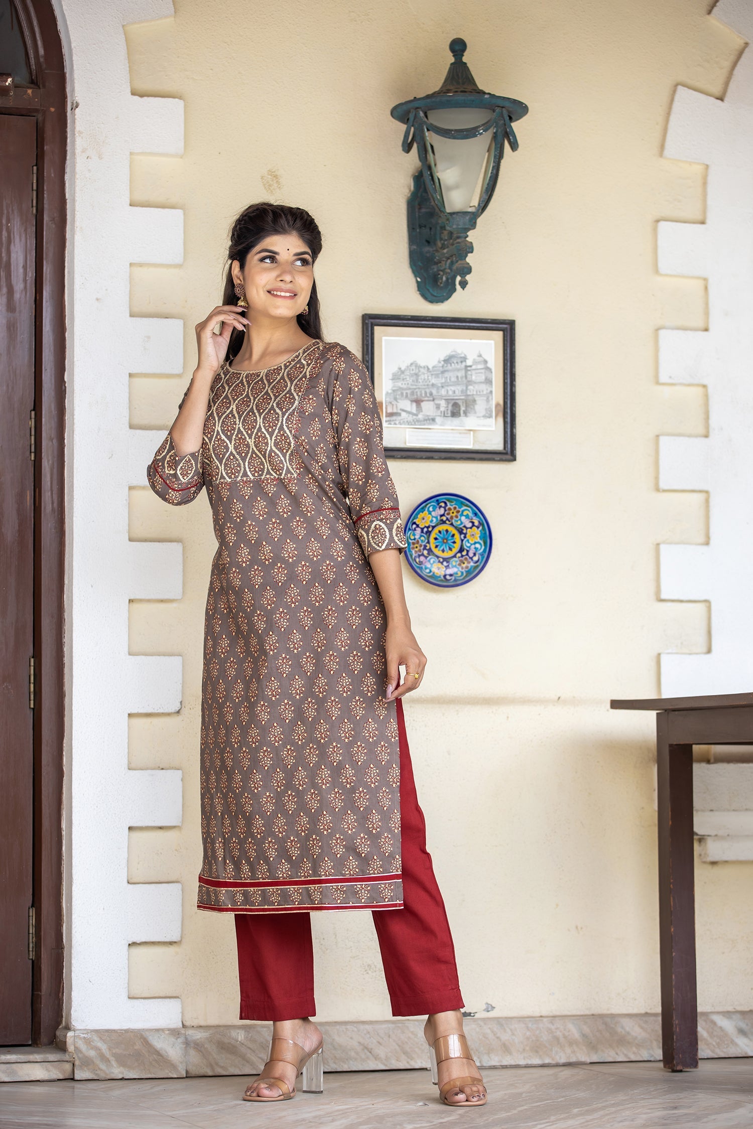 Kaajh Women's Brown Bagru Print Kurta Pant Set